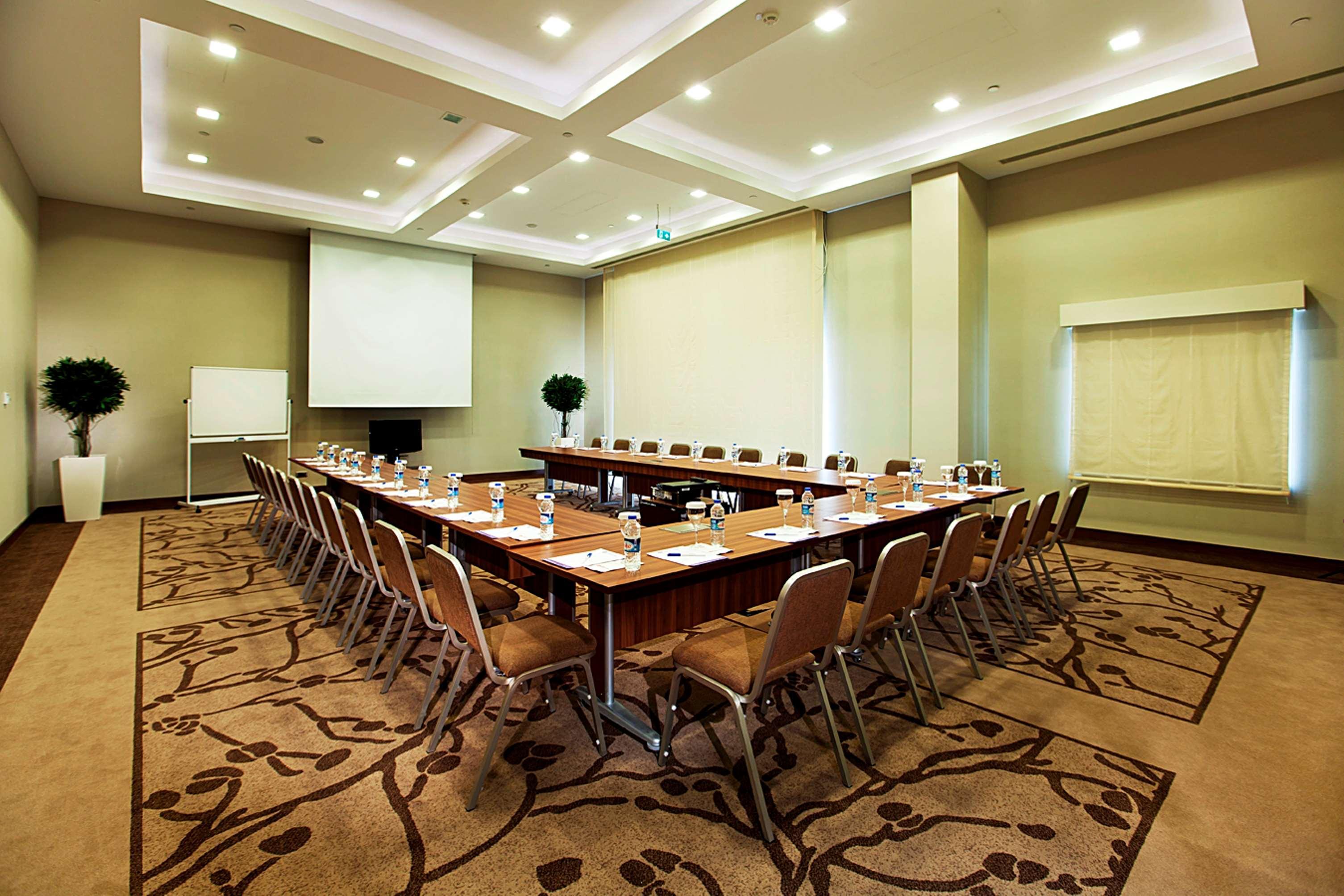 Hilton Garden Inn Sanlıurfa Servizi foto